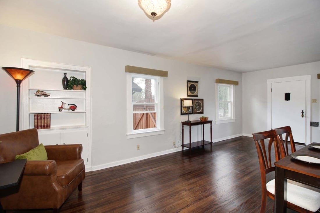 Just listed! Darling Elmhurst home