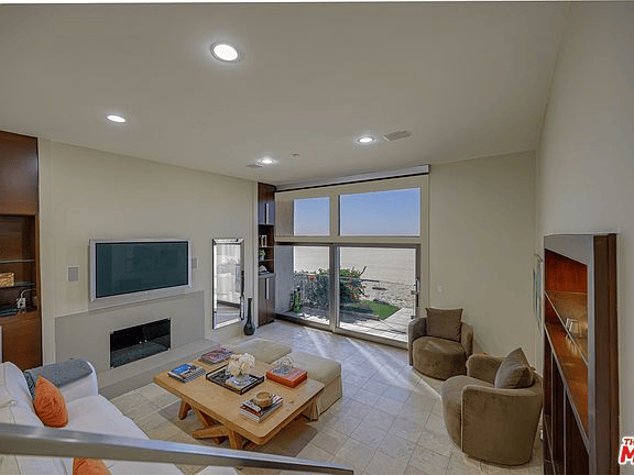 4007 Ocean Front Walk