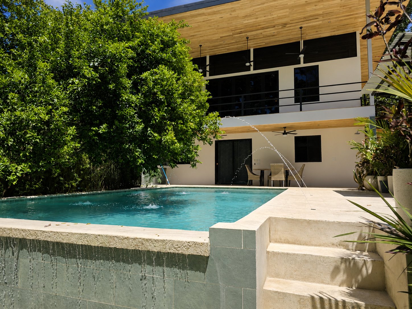 Jardines del Morete Riverside Oasis | Elegant 5 Bed Luxury Home