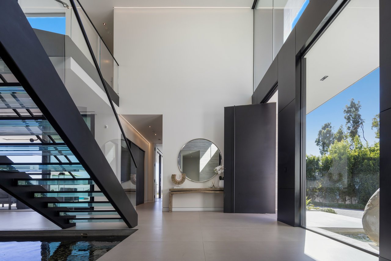 1320 Beverly Grove Place