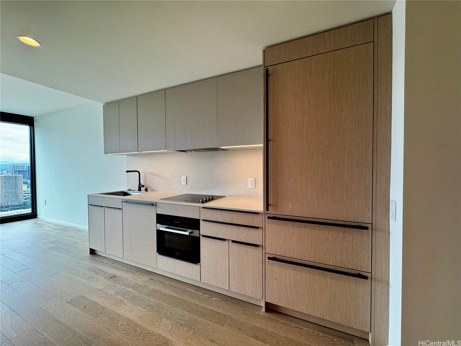 333 Ward Avenue #2913