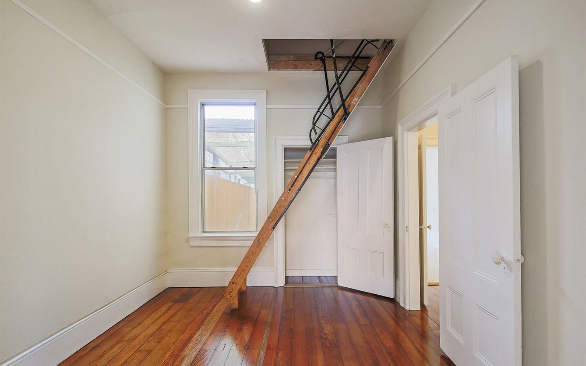 52 Clipper St