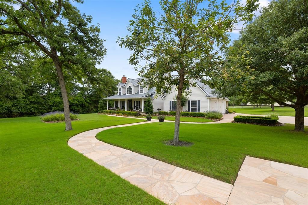 461 Piney Creek Rd Bellville, Tx 77418