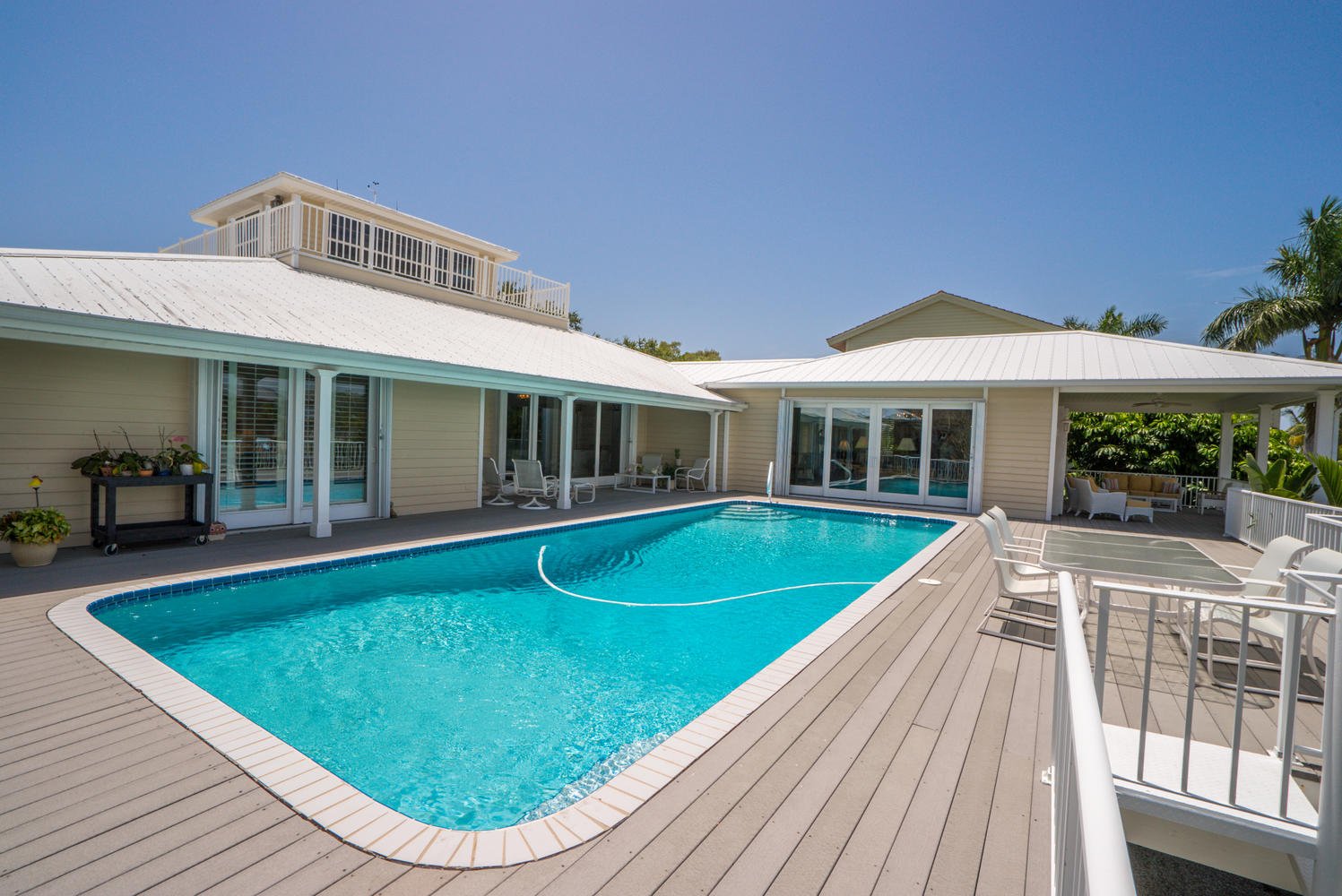 1329 Vista Dr