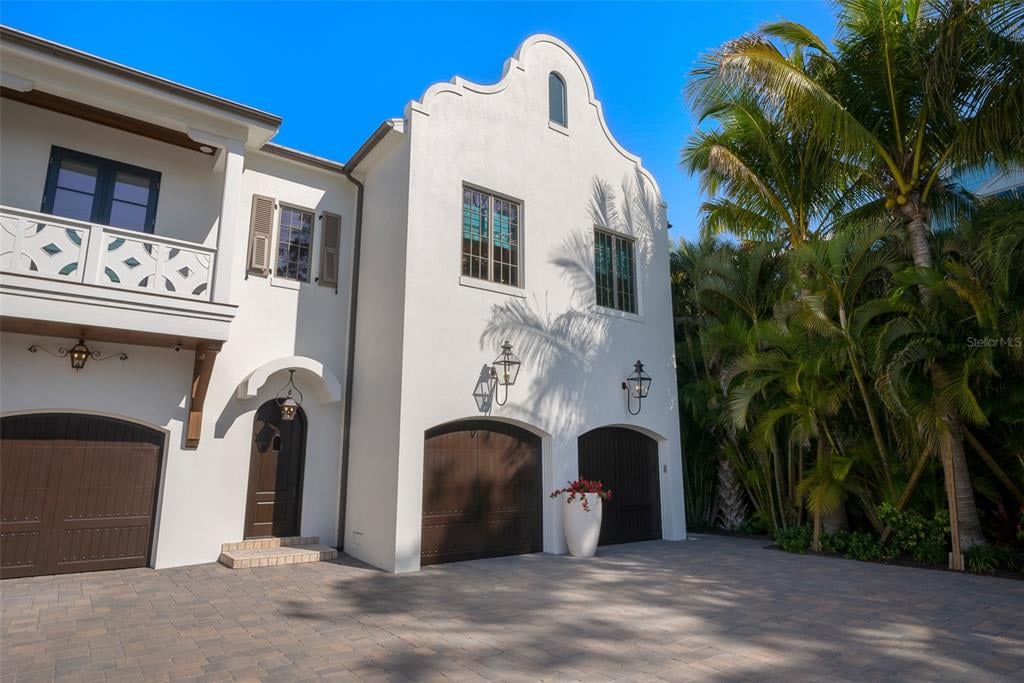 100 Beach Ave, Anna Maria