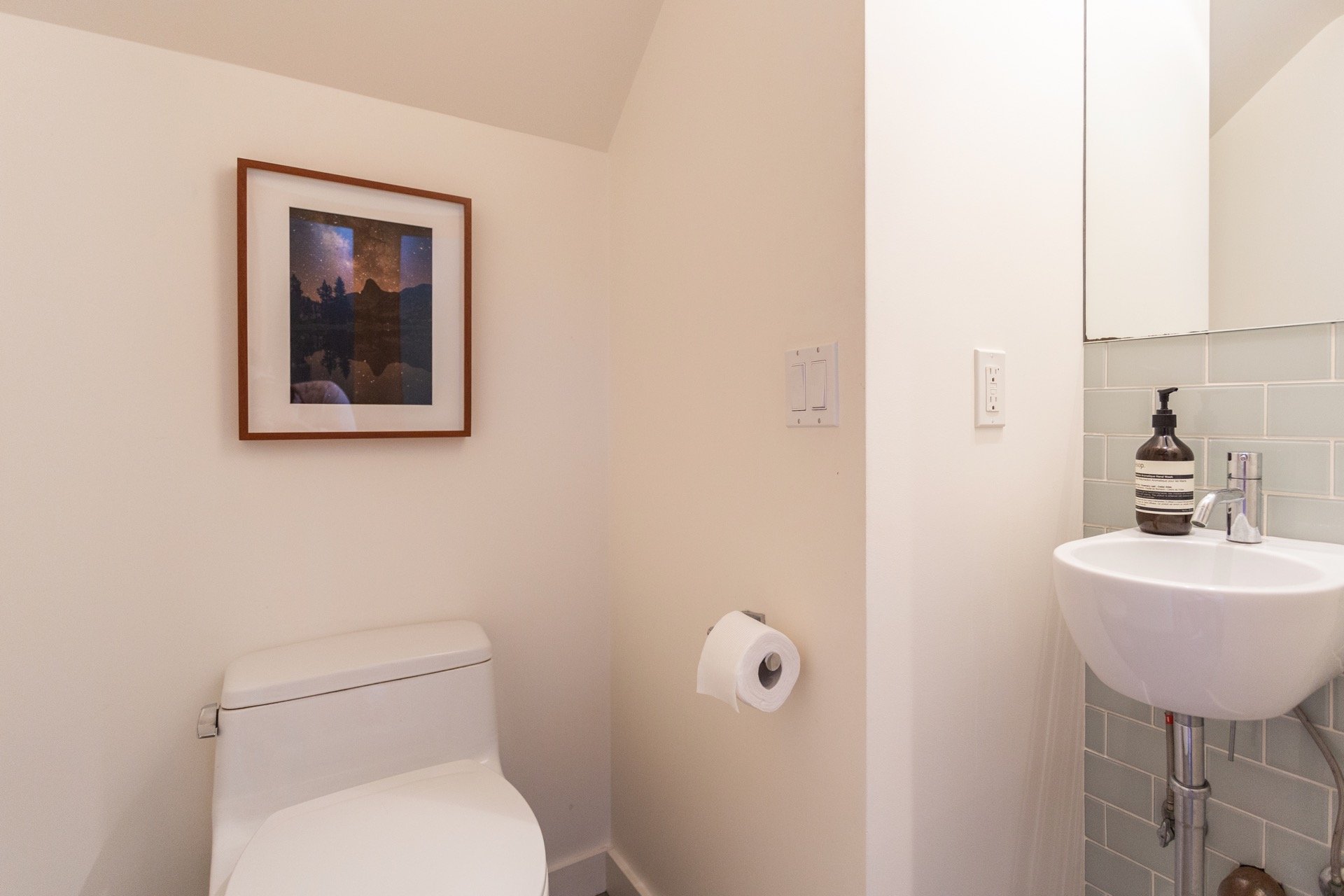 31894 Sea Level Dr, Malibu
