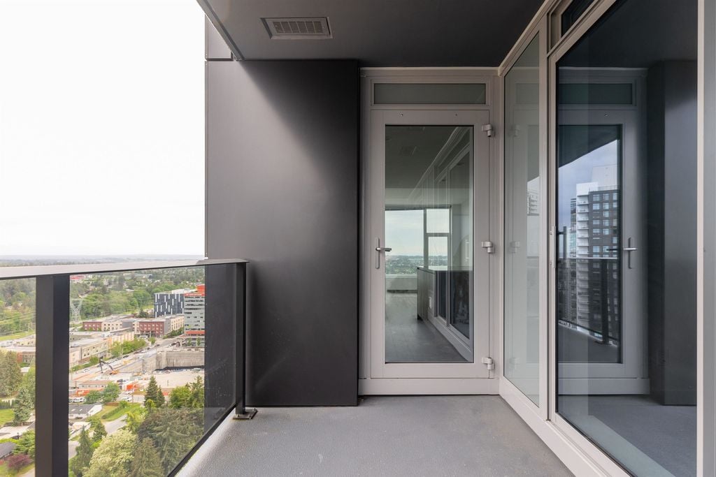 13615 Fraser Hwy, #2810