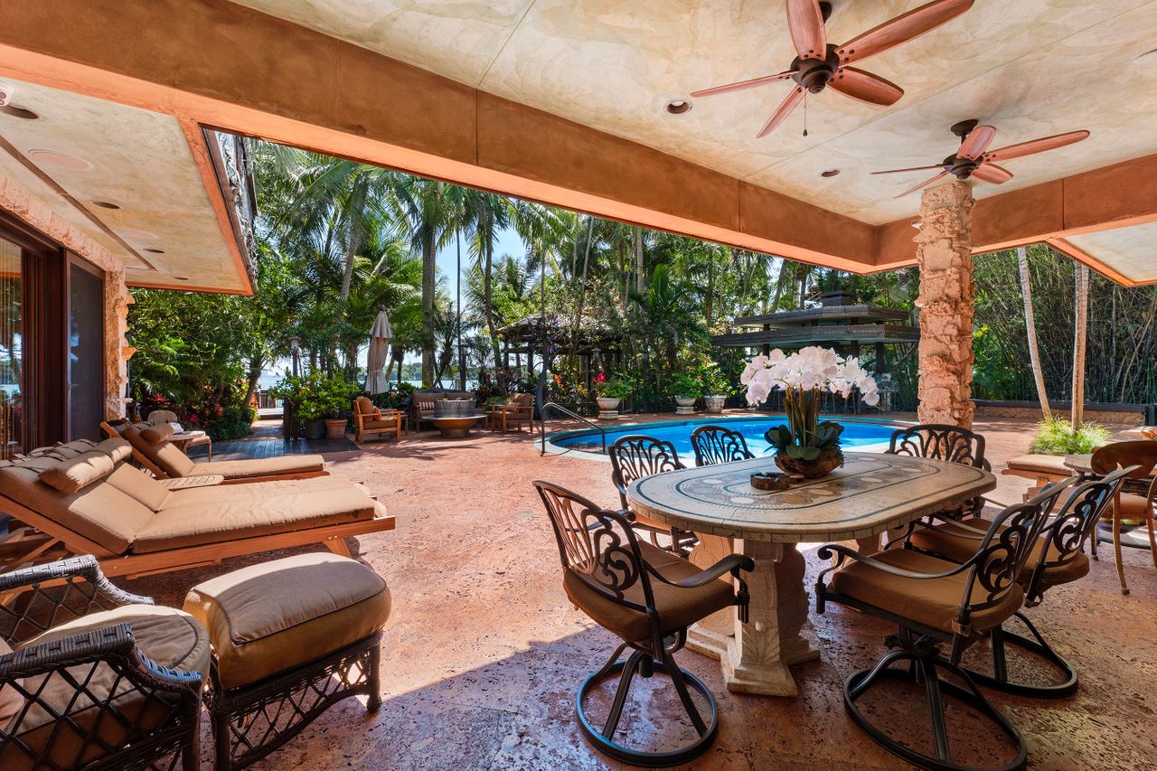  Morningside Waterfront Estate