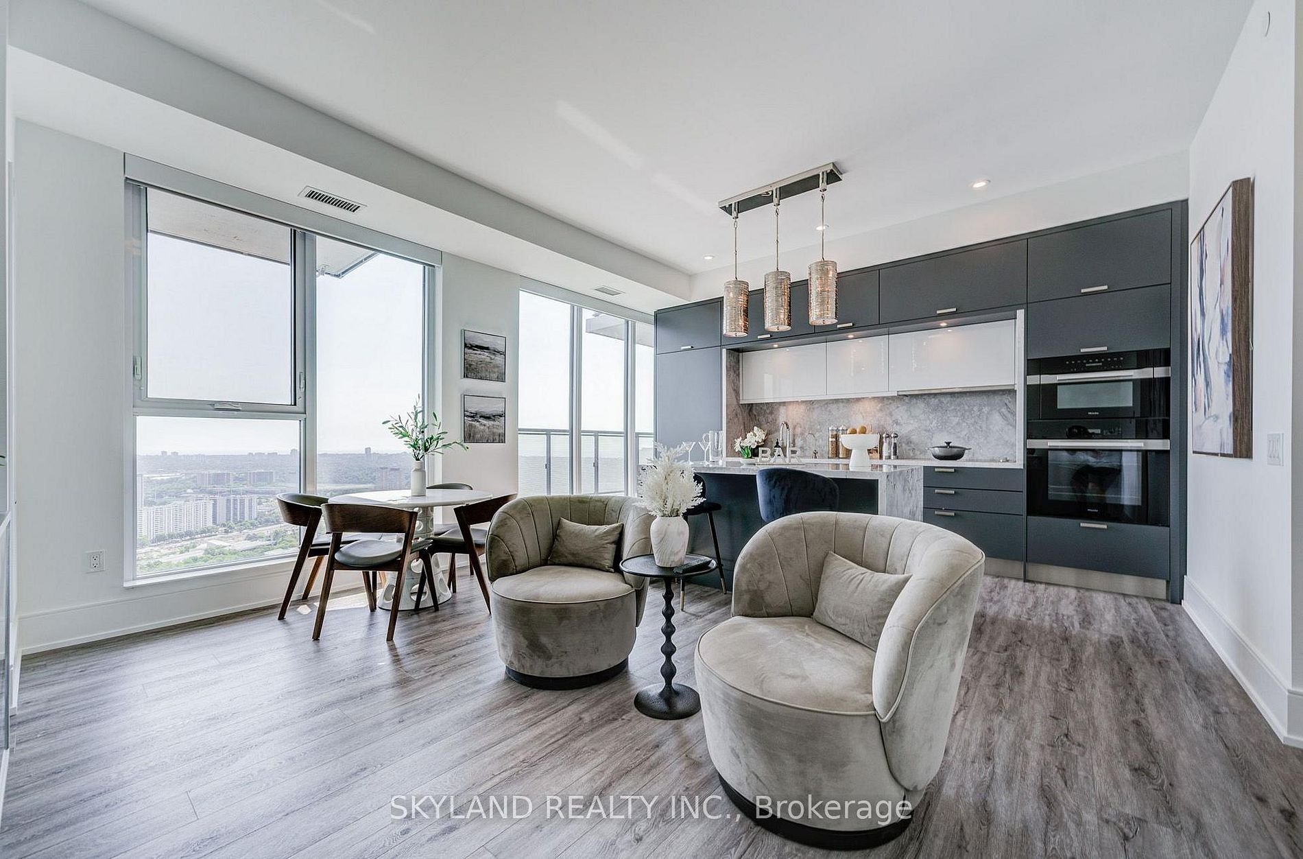 LUXURY IN TRIDEL