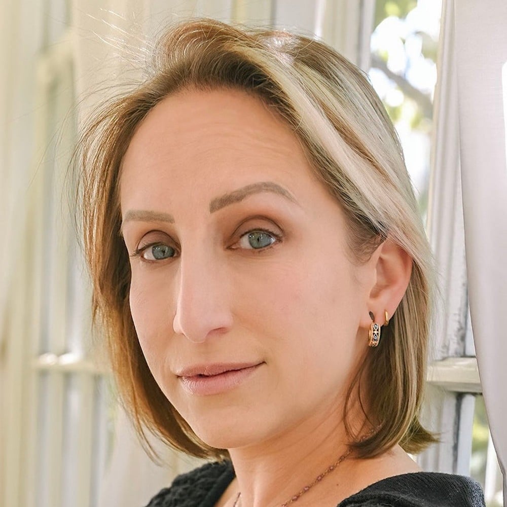 Meaghan Smith Fort Bragg, CA Real Estate Agent Headshot