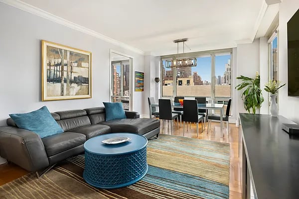 401 E 60th St, #9D