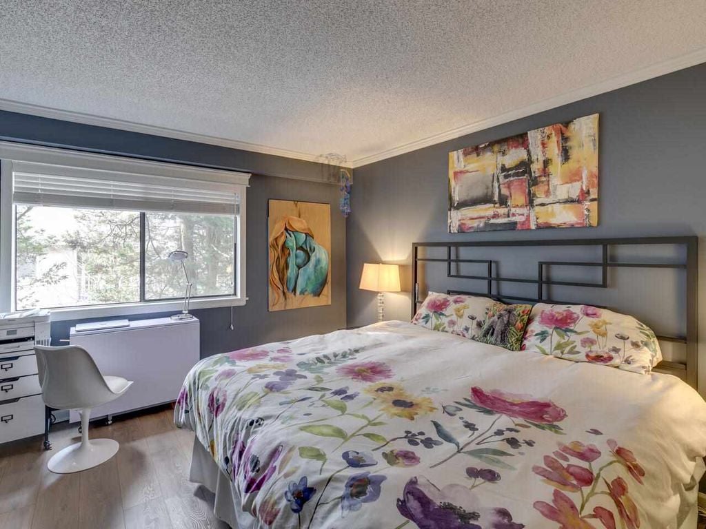 1515 Chesterfield Ave, #205