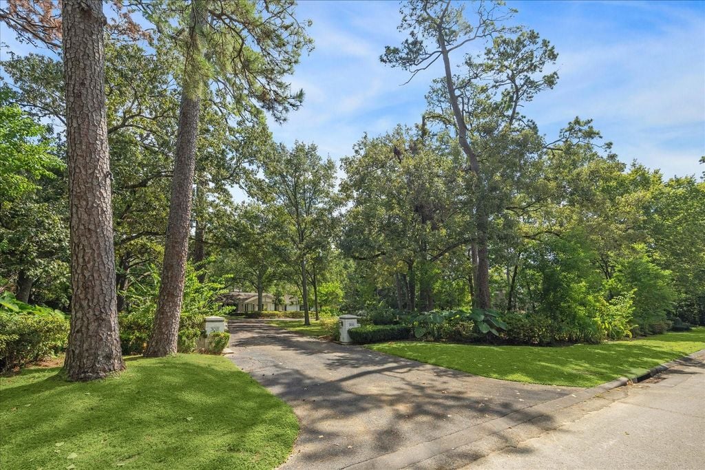 302 Timberwilde Ln