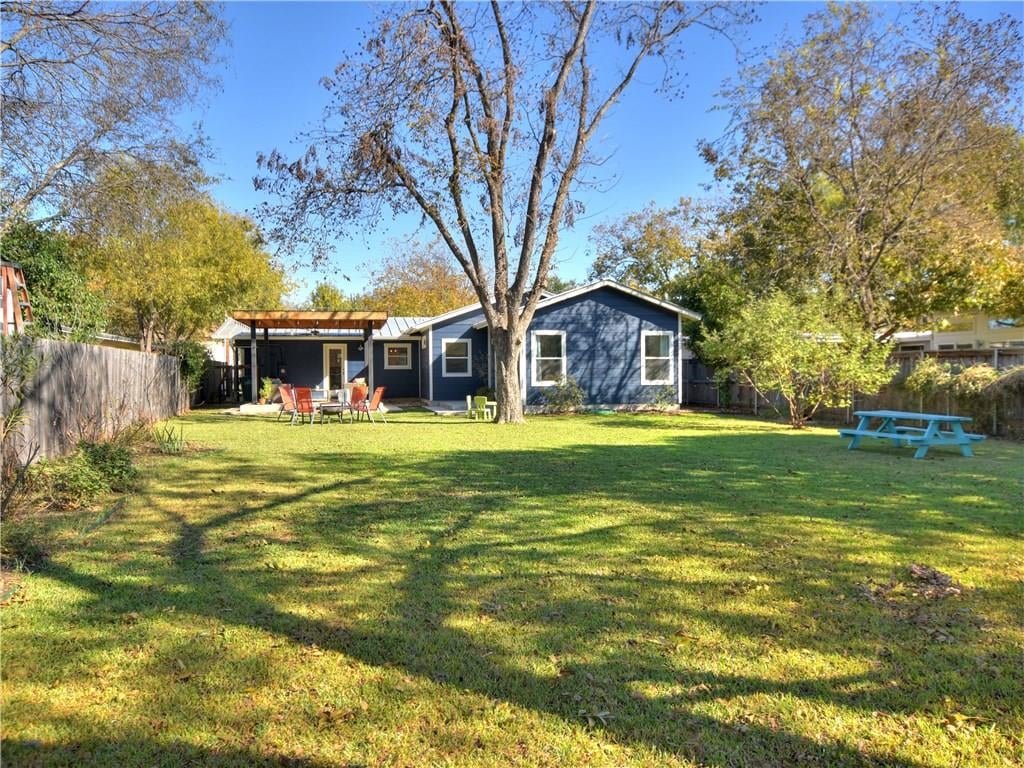 Remodeled Crestview Bungalow on .28Acre Lot