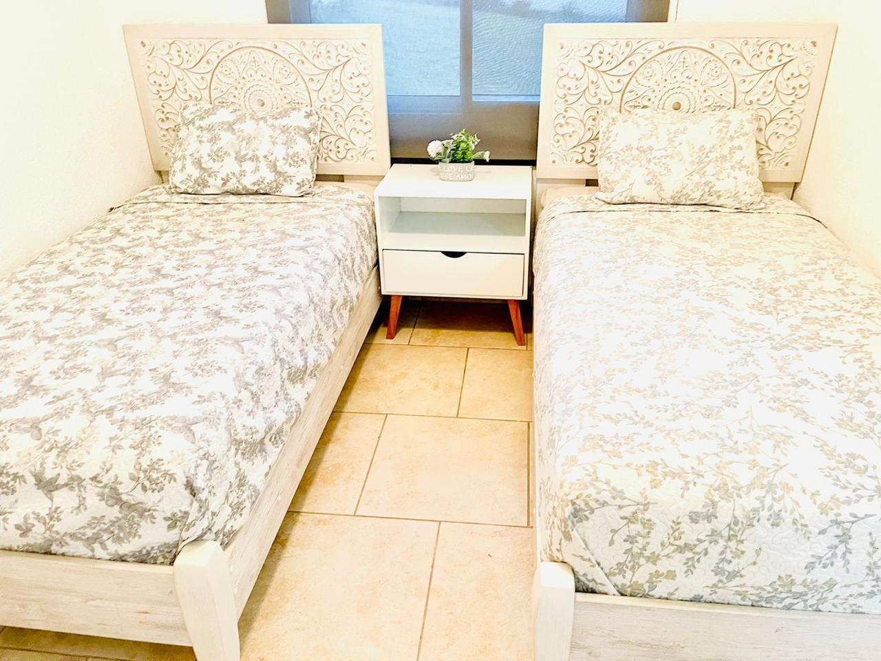 3-D Condo, Ludy’s Village