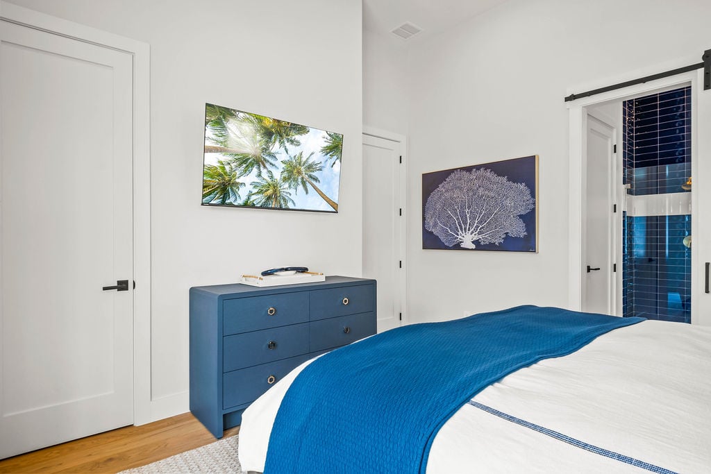 Coastline Drive - Custom Residence 