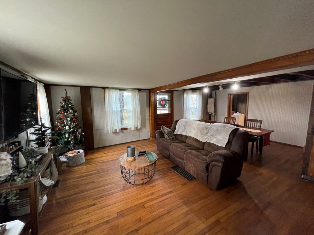 268 Ridge Rd