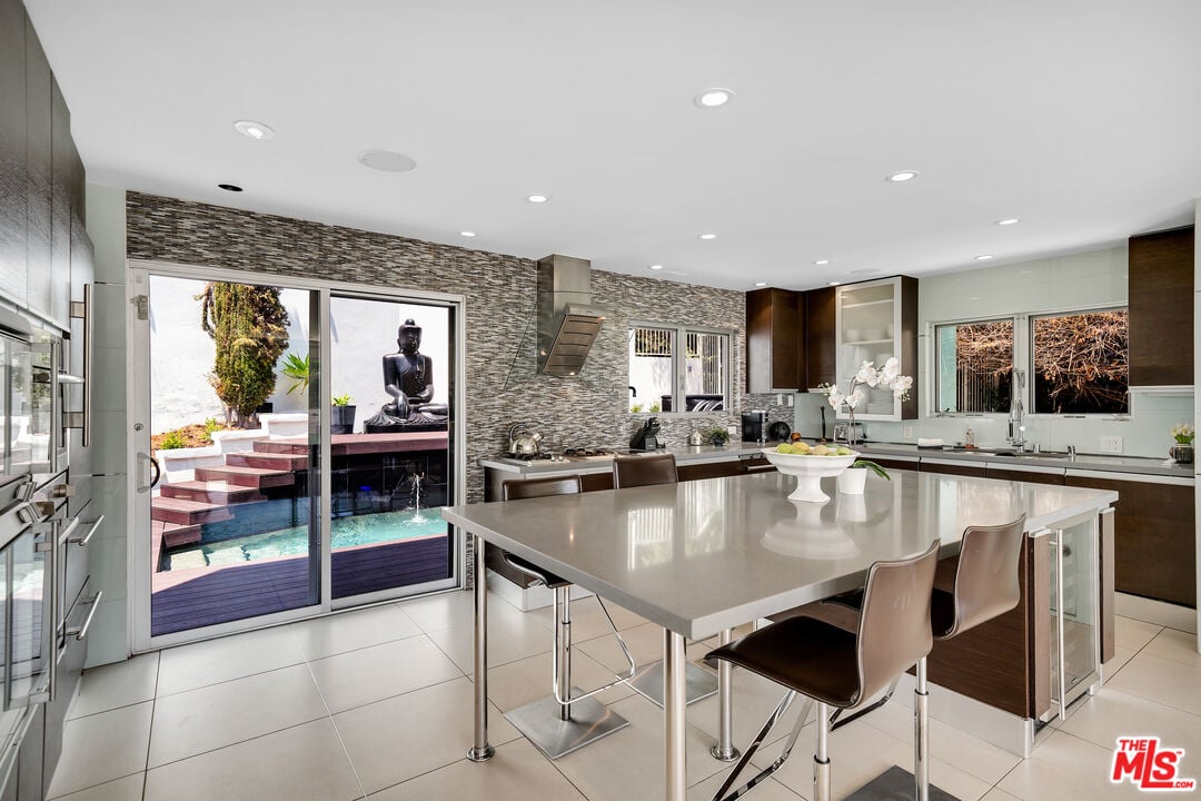 Luminor Estate, N Crescent Heights Blvd, 90069