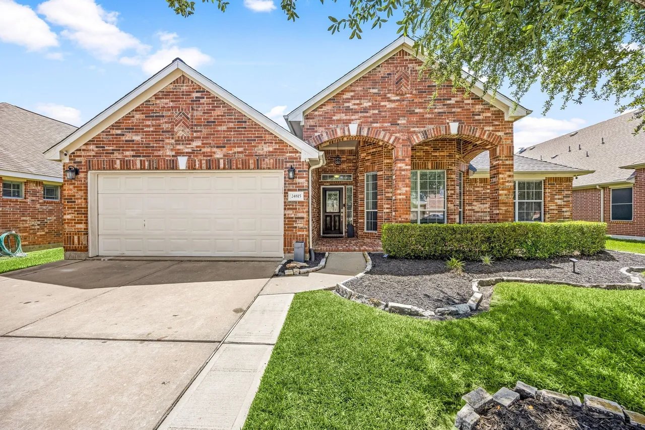 24815 Barry Estate Dr