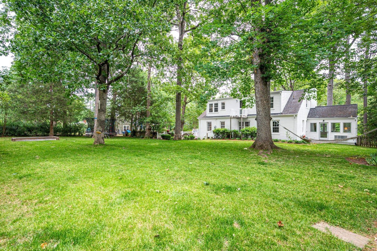 43 Oakwood Dr