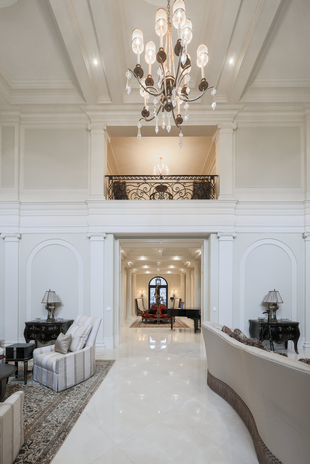 489 Lakeshore Road East