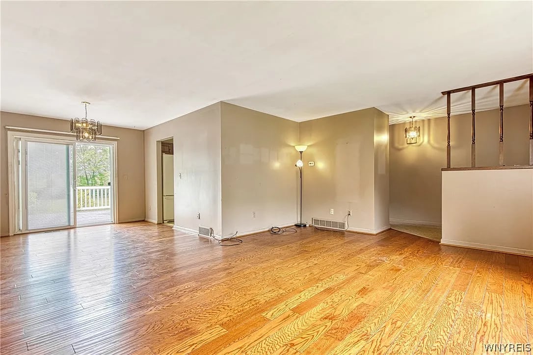 441 Pleasant View Dr