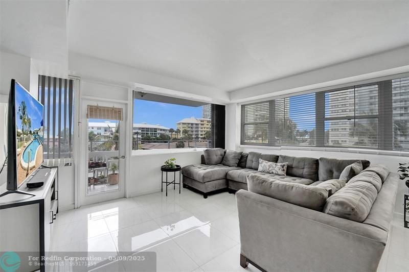 1900 S Ocean Dr, #301