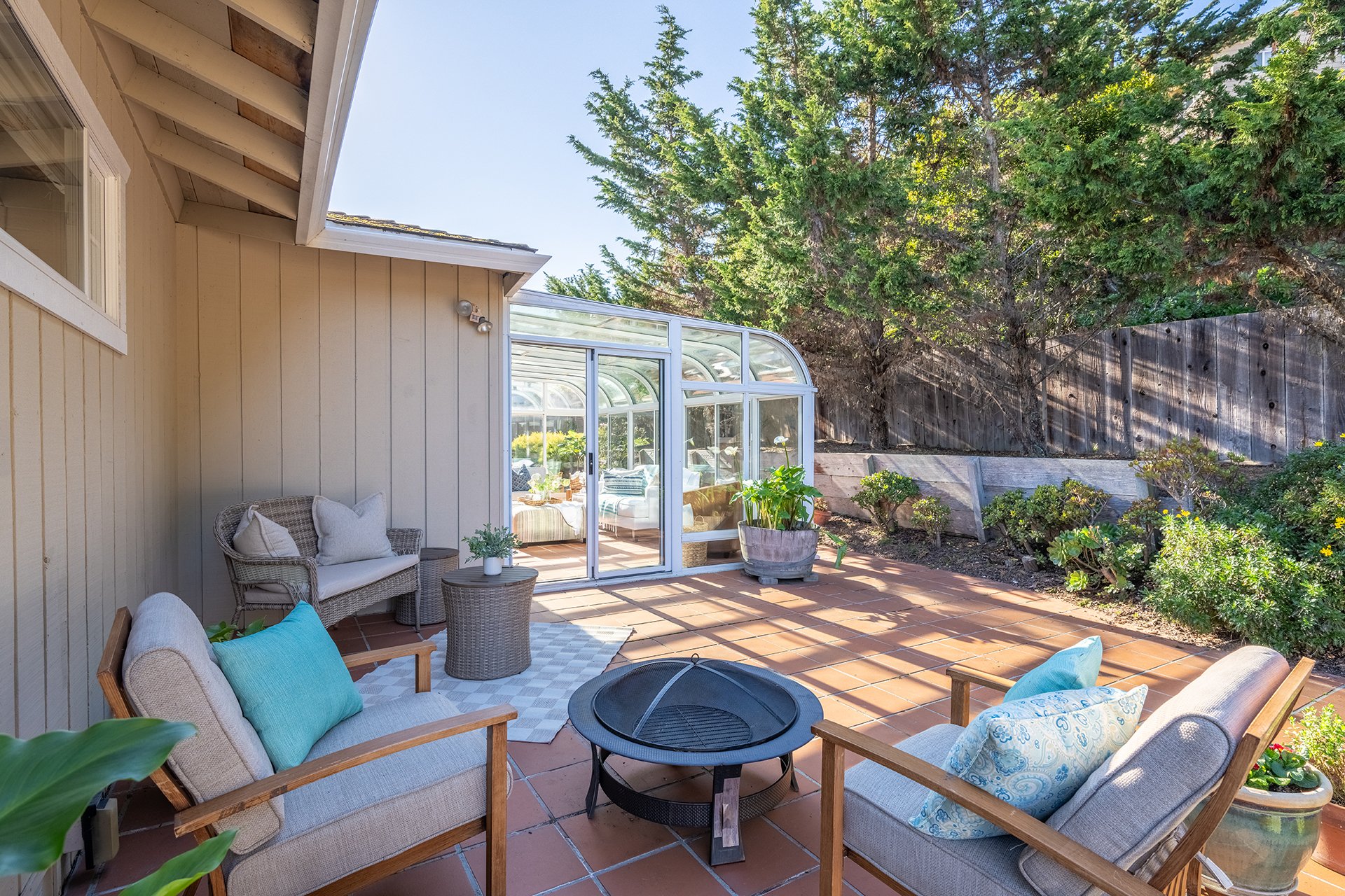 Carmel Meadows Living