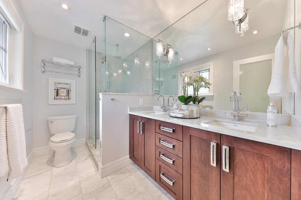 1293 Greenoaks Dr