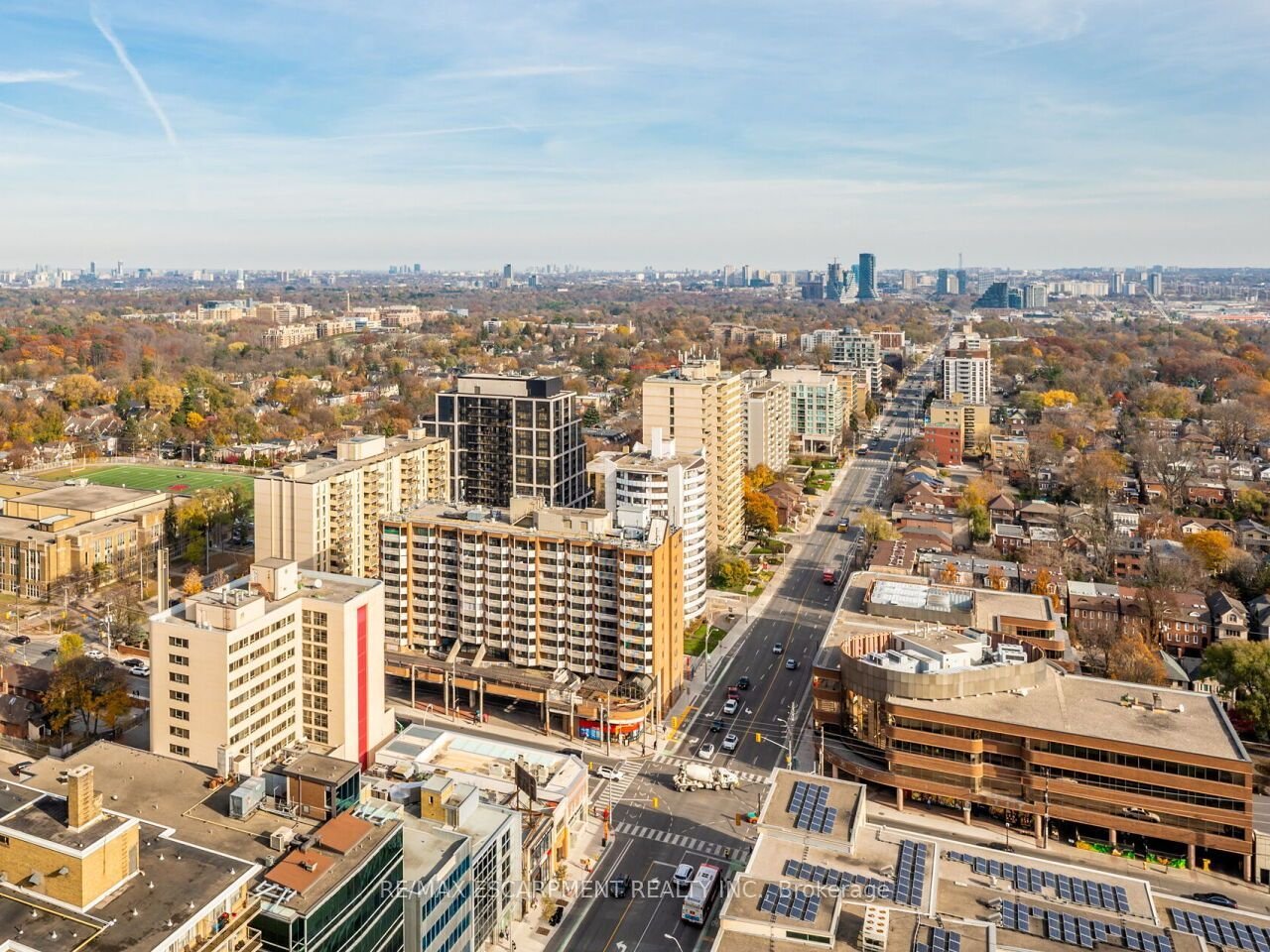 BEGINNER LUXURY IN MIDTOWN 