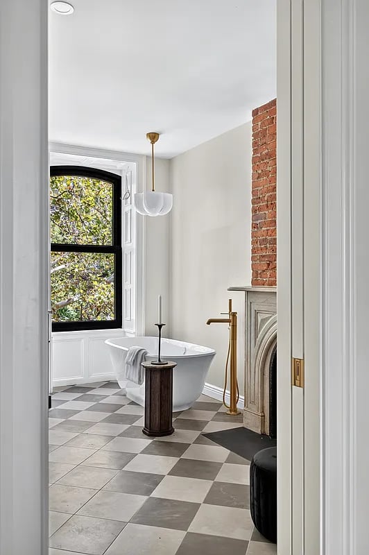 428 Vanderbilt Ave 