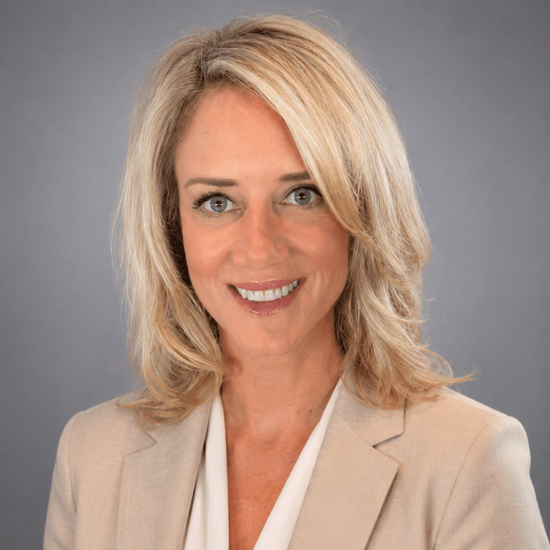 Lucie Allaire Fort Lauderdale, FL Real Estate Agent Headshot