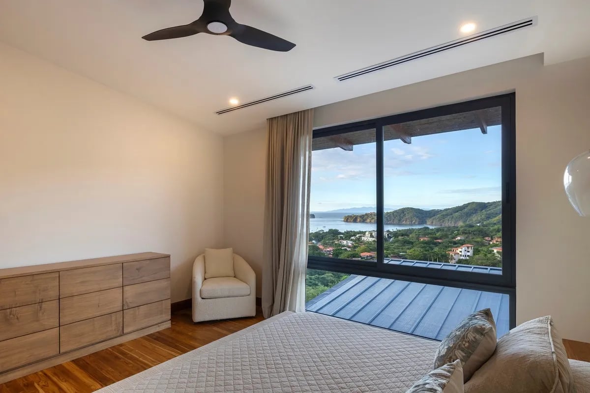 Altamira Pacifico House #16
