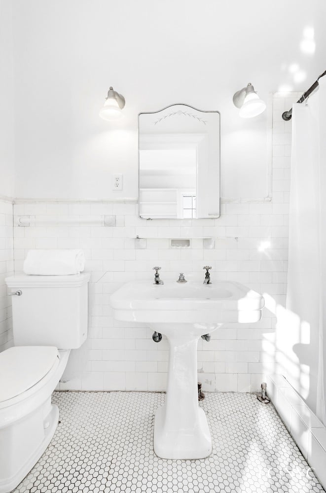 300 Riverside Drive, #14A