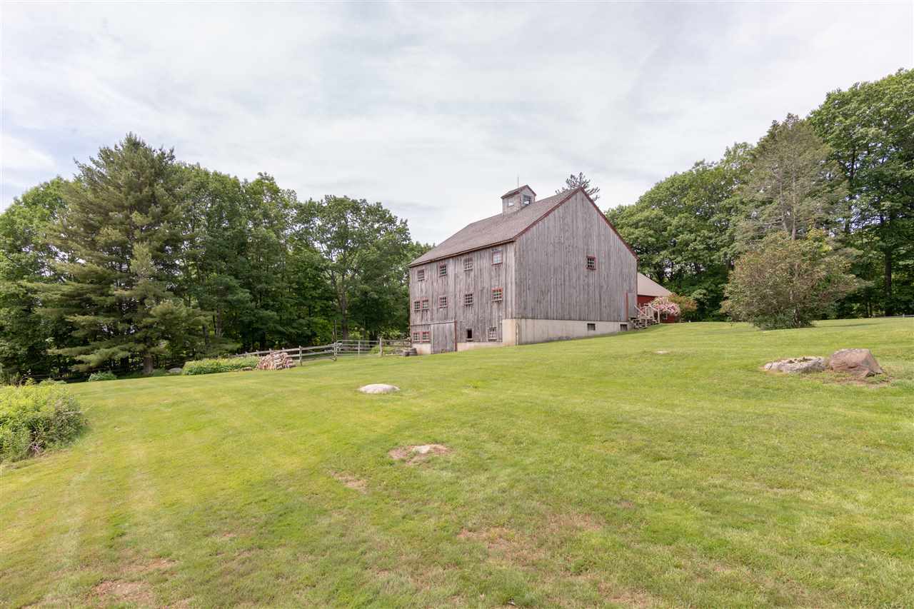 73 Schoolhouse Hill Rd
