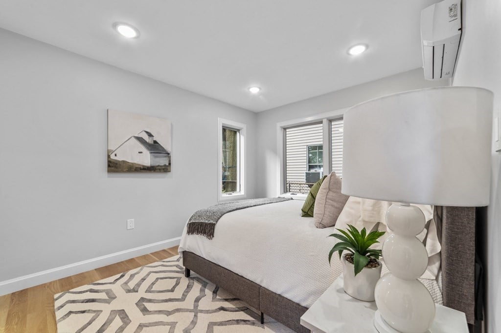90 Holworthy St Cambridge, MA 02138