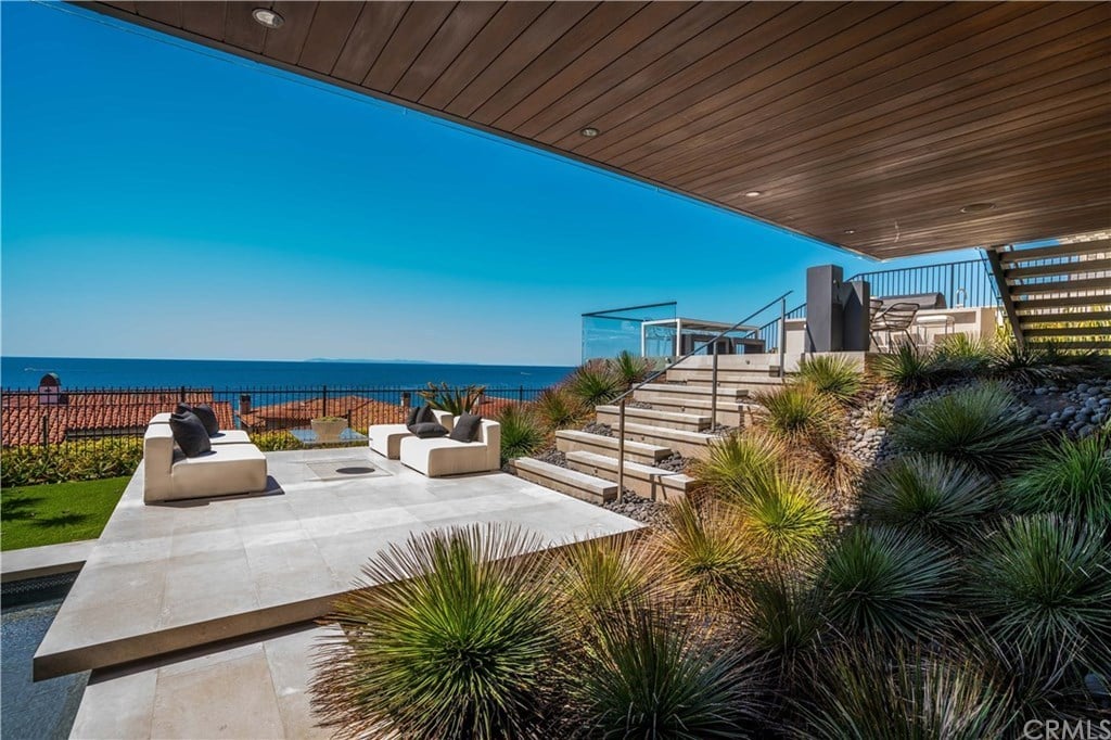 43 Beach View