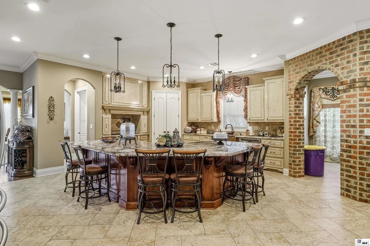 3611 Deborah Dr