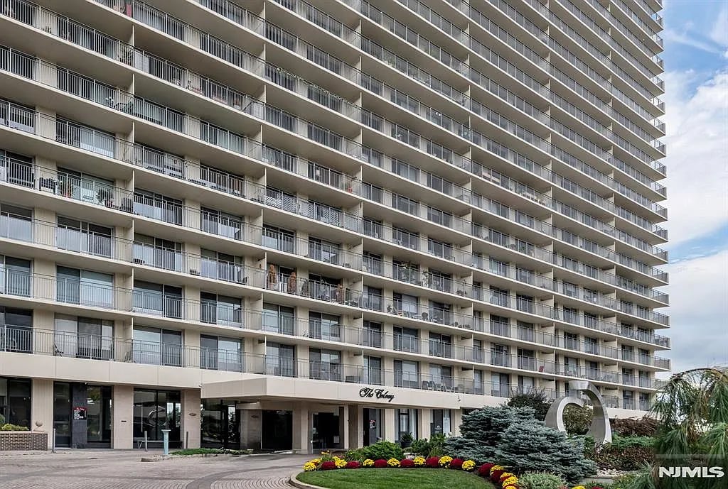 Just Sold: 1530 Palisade Avenue #7J, Fort Lee