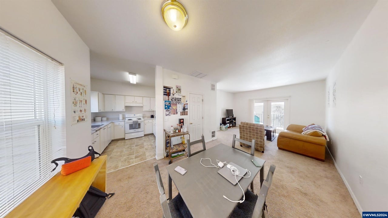 319-326 NW 14th & 15th St