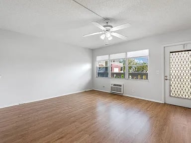 568 Fanshaw N, 568