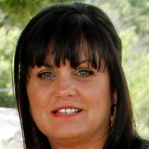 Kim  Shelton