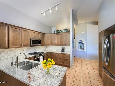2272 ROADRUNNER Road, Sedona