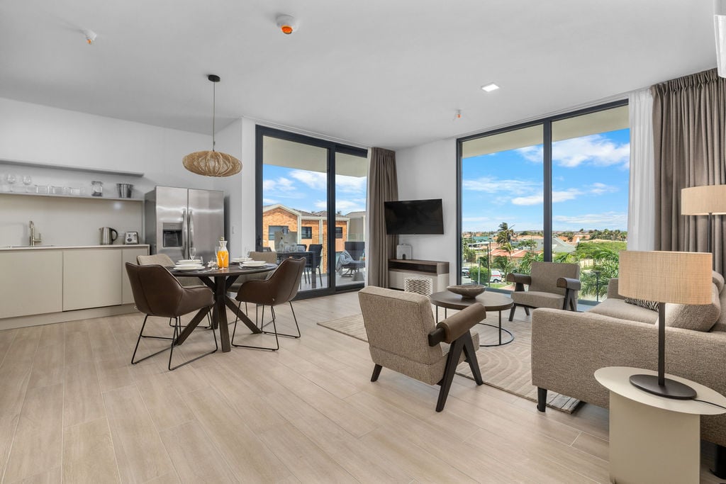 Arashi Boutique Condominiums 
