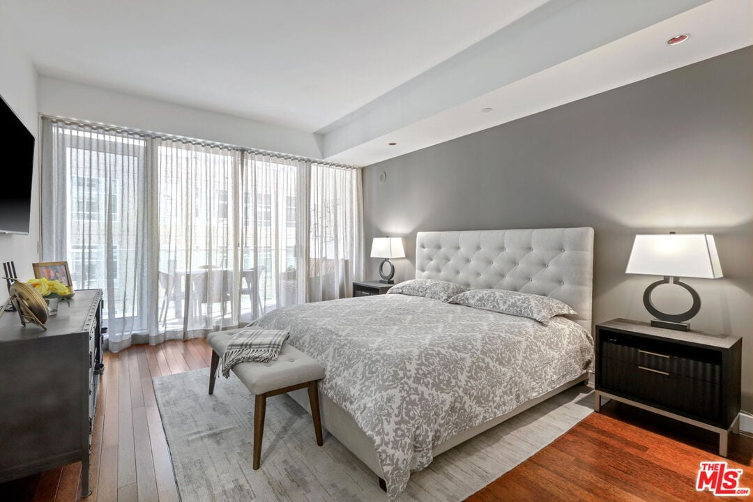 6250 Hollywood Blvd, #5J