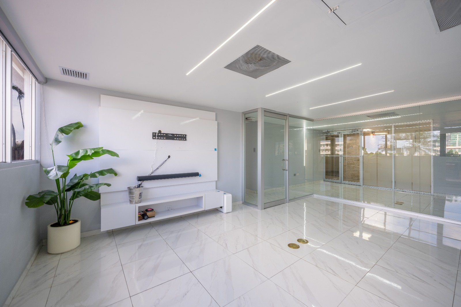 Office Space, VIG Tower, Santurce, PR 00907