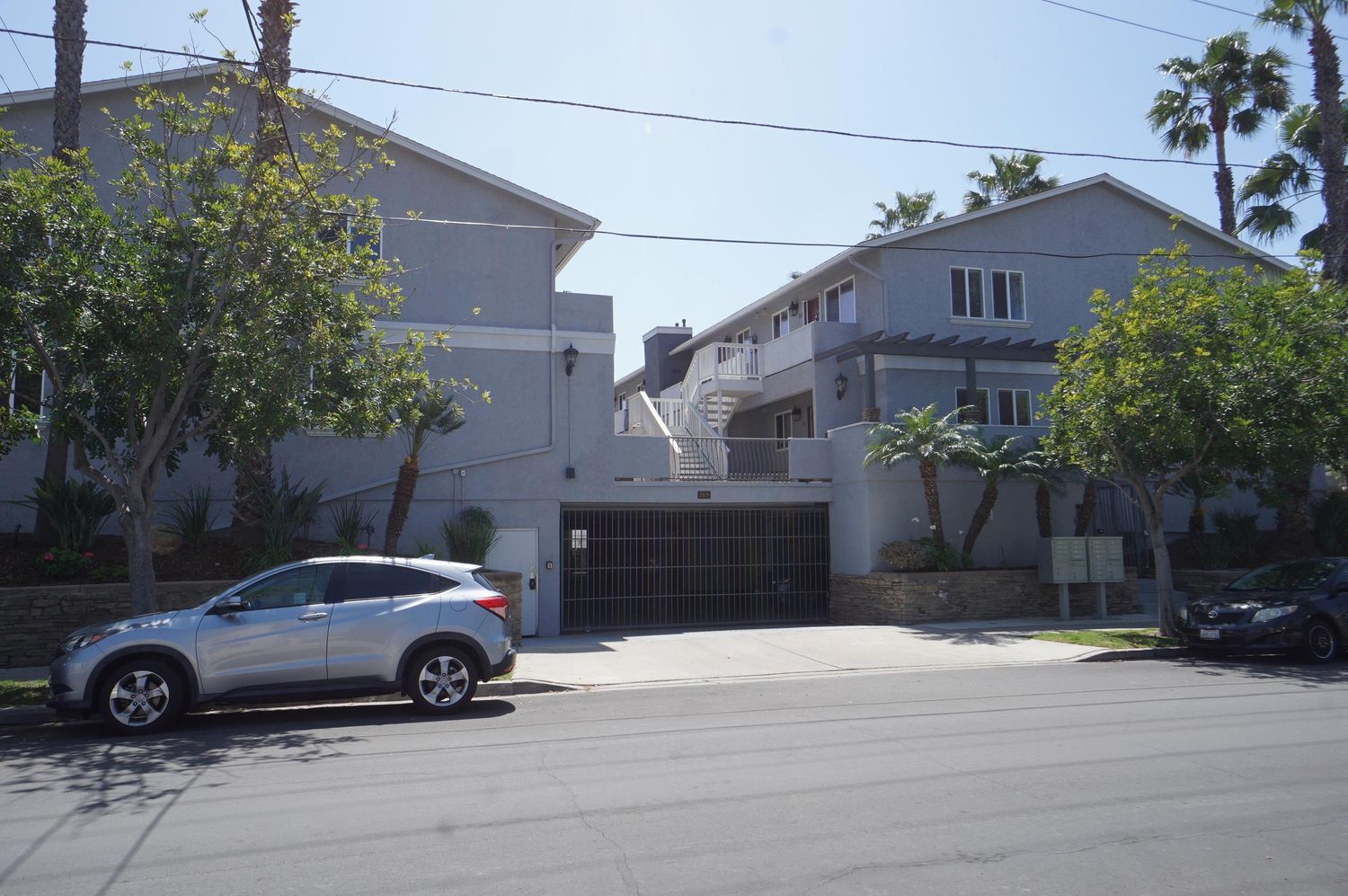 3909 Monroe Ave, Unit 101
