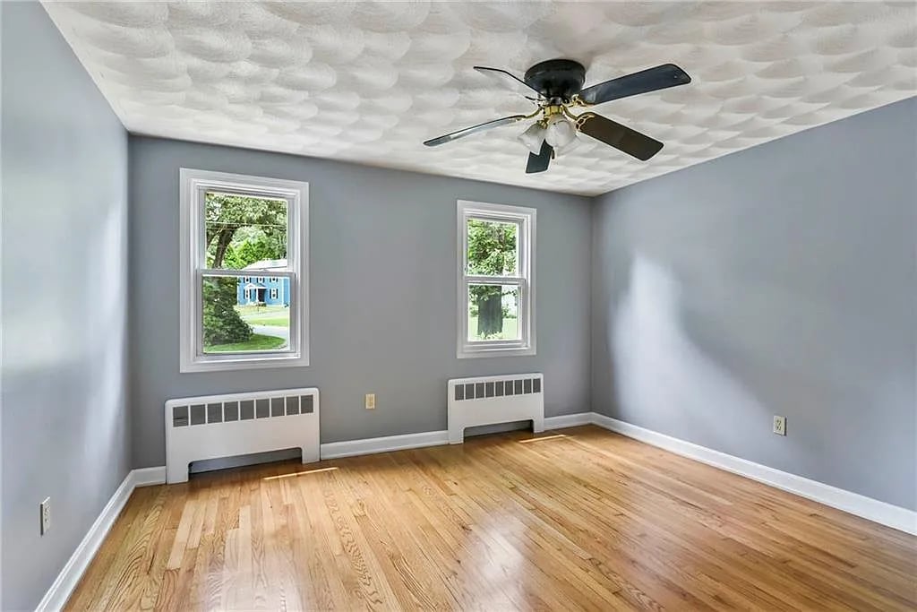 2 Plantation St
