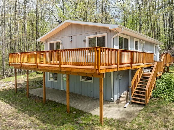 10302 Mountain View Trl