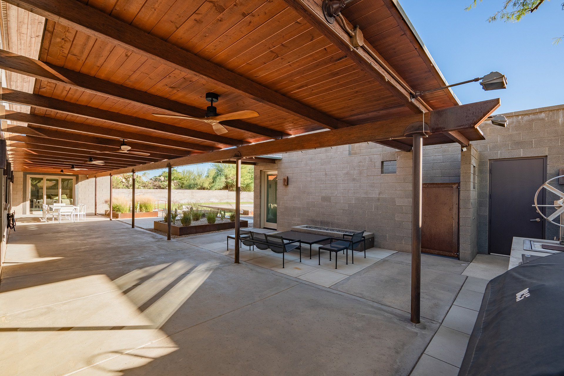 6919 E MONTERRA Way